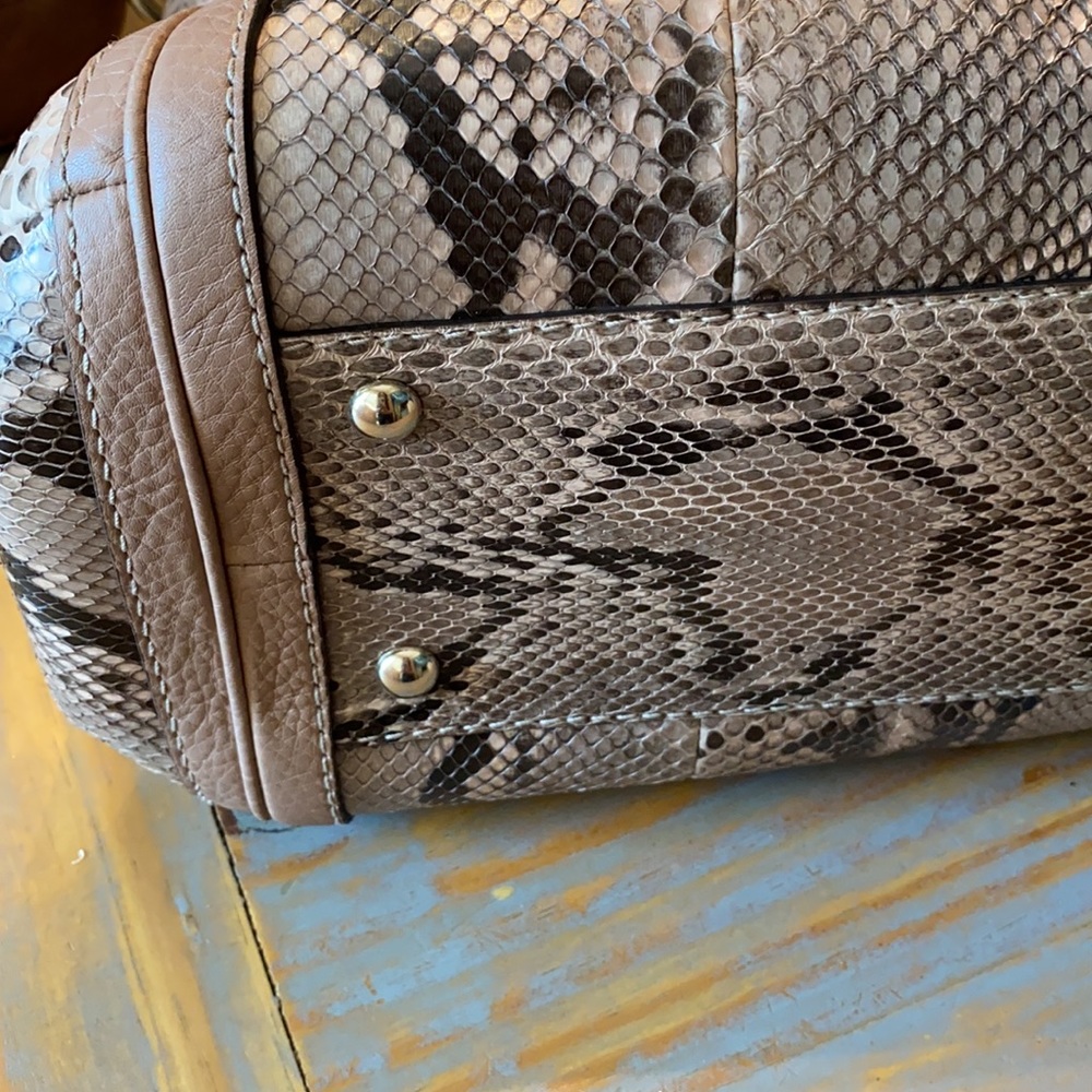 Gucci python & leather tote - Picture 13 of 13